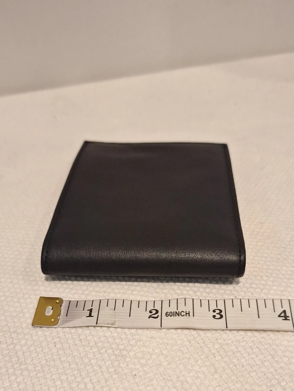 Men's Black Soft Nappa Leather Bi-Fold Wallet - Classic Card Holder
